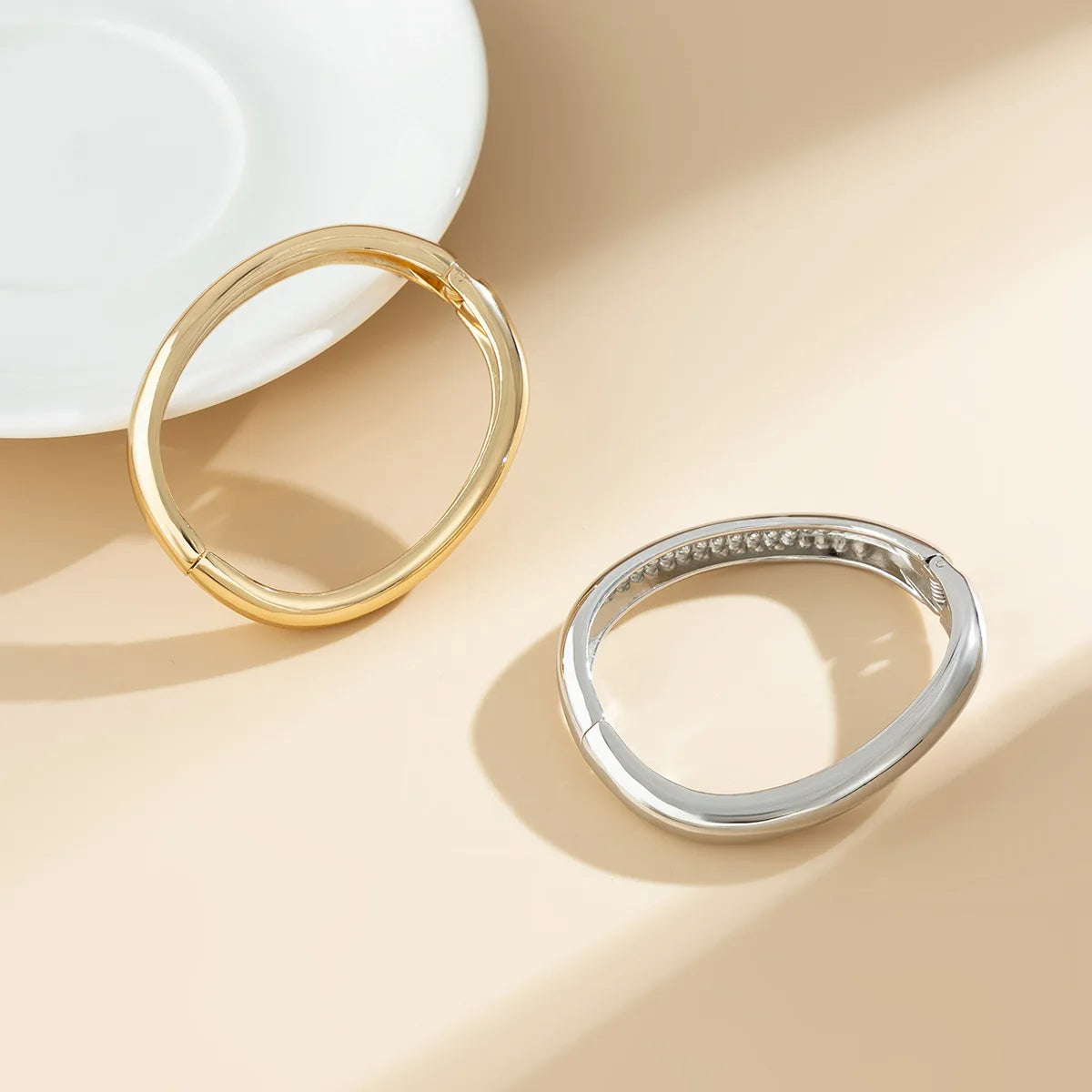 Bracelets irréguliers