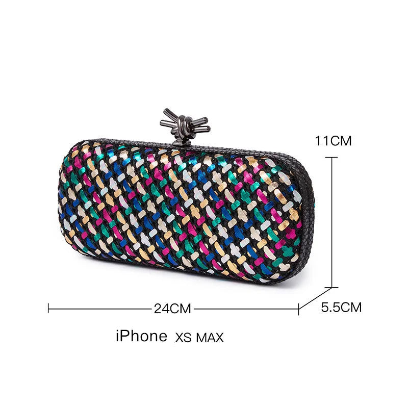 Wristlet clutch