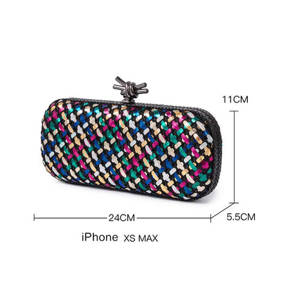 Wristlet clutch
